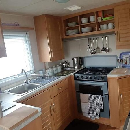 I 10 Caravan 4 Berth Chase Caravan Park 잉골드멜스 외부 사진