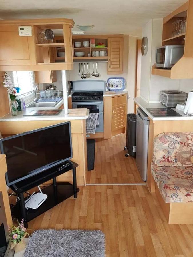 I 10 Caravan 4 Berth Chase Caravan Park 잉골드멜스 외부 사진