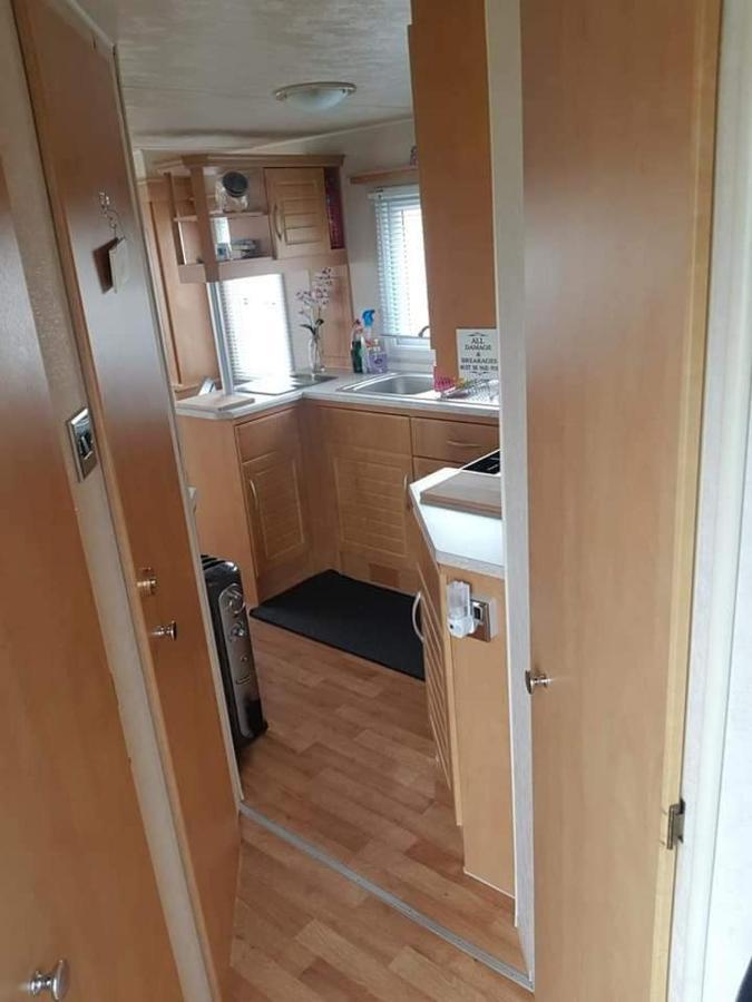 I 10 Caravan 4 Berth Chase Caravan Park 잉골드멜스 외부 사진